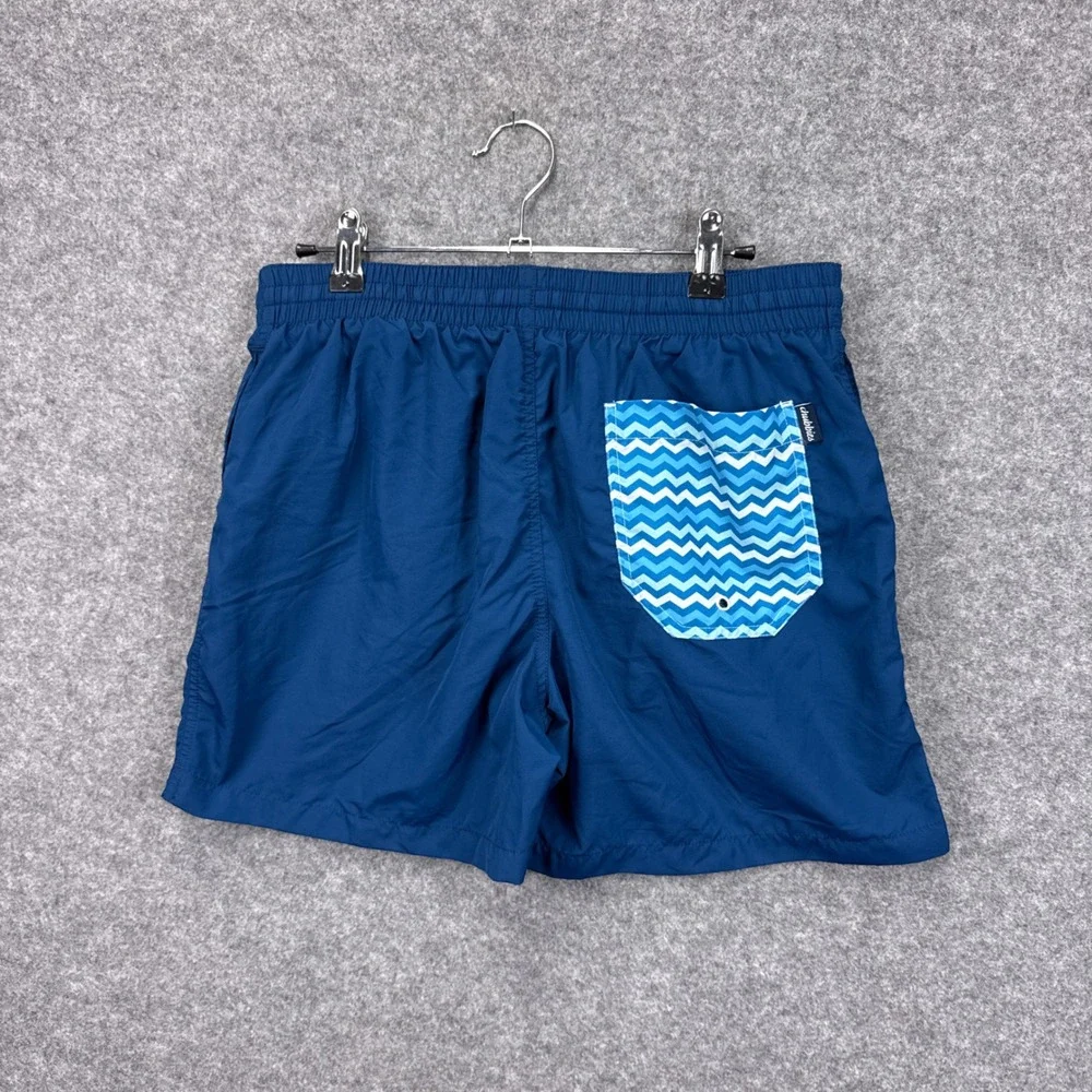 Chubbies Mens Medium Navy Blue Swim Trunks Chevron Back Pocket Mesh Lined Shorts